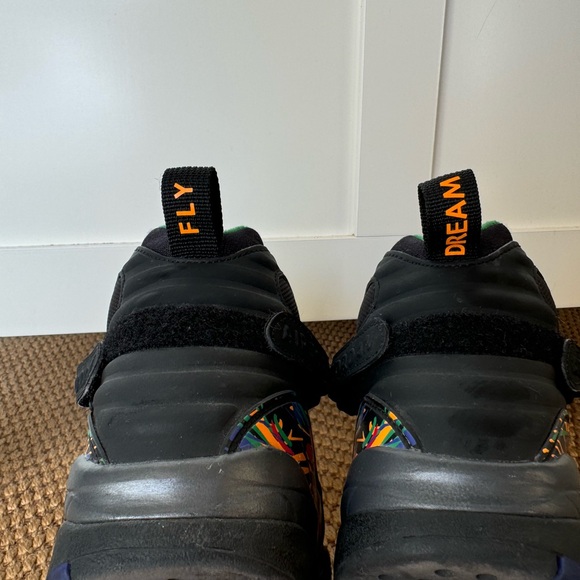 Jordan 8s Retro Tinker air raid - Picture 2 of 6